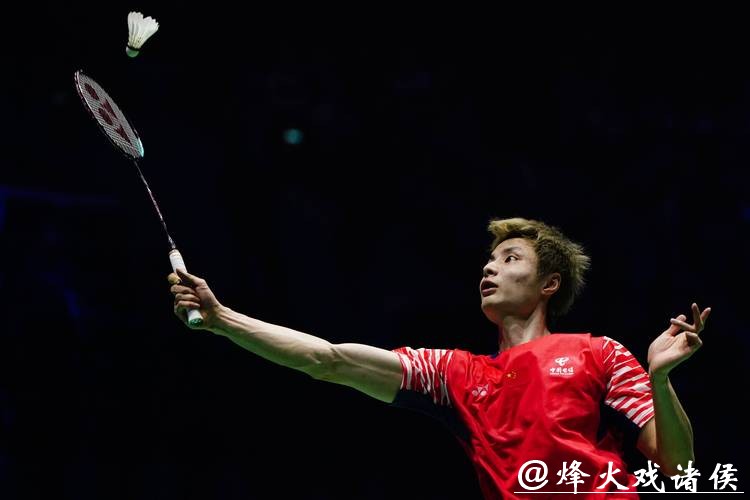 马来西亚羽毛球公开赛：石宇奇王祉怡成功晋级半决赛